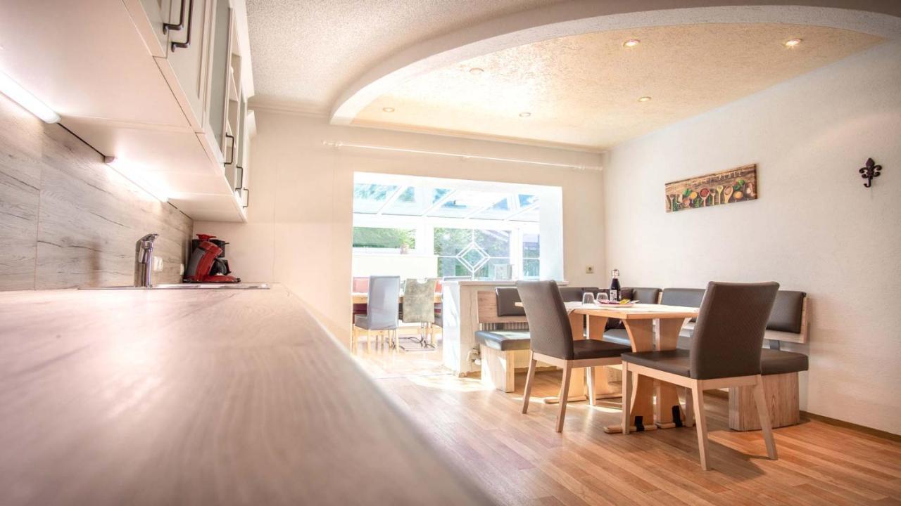 ניוסטיפט אים סטובאיטל Haus Alpenchalet מראה חיצוני תמונה