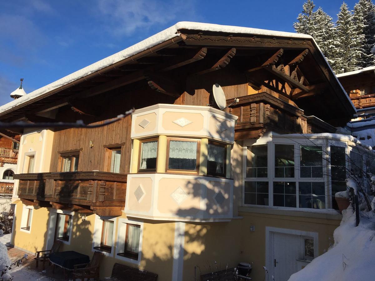 ניוסטיפט אים סטובאיטל Haus Alpenchalet מראה חיצוני תמונה