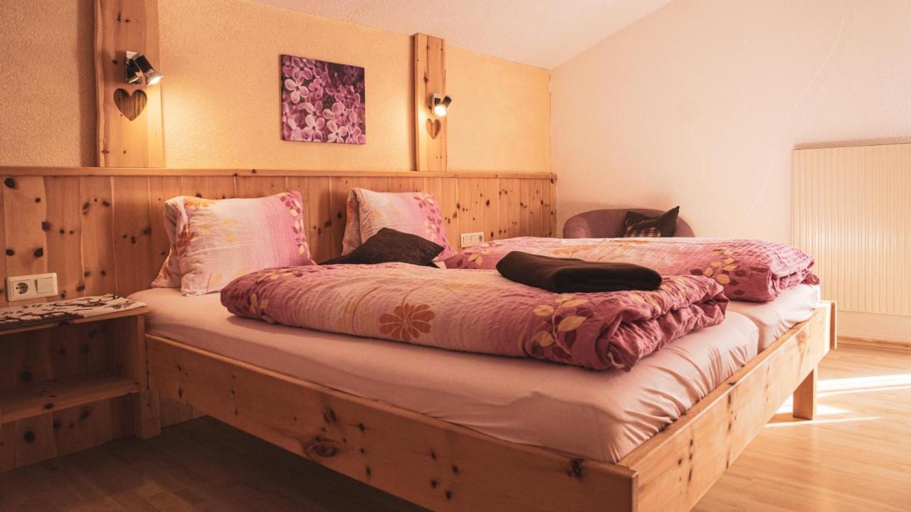 ניוסטיפט אים סטובאיטל Haus Alpenchalet מראה חיצוני תמונה