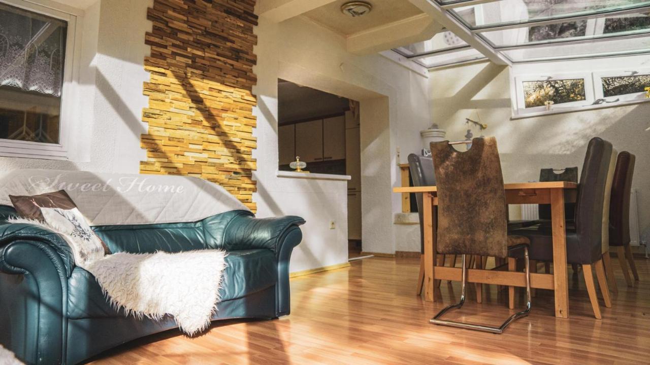 ניוסטיפט אים סטובאיטל Haus Alpenchalet מראה חיצוני תמונה